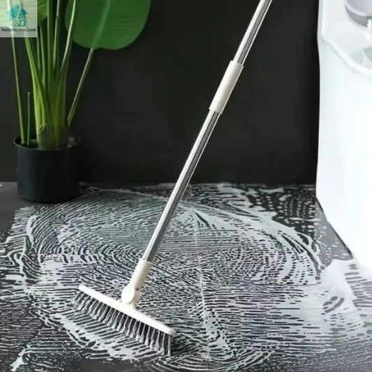 balai brosse carrelage noir