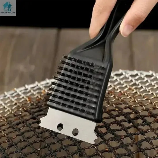 brosse métallique grille sale