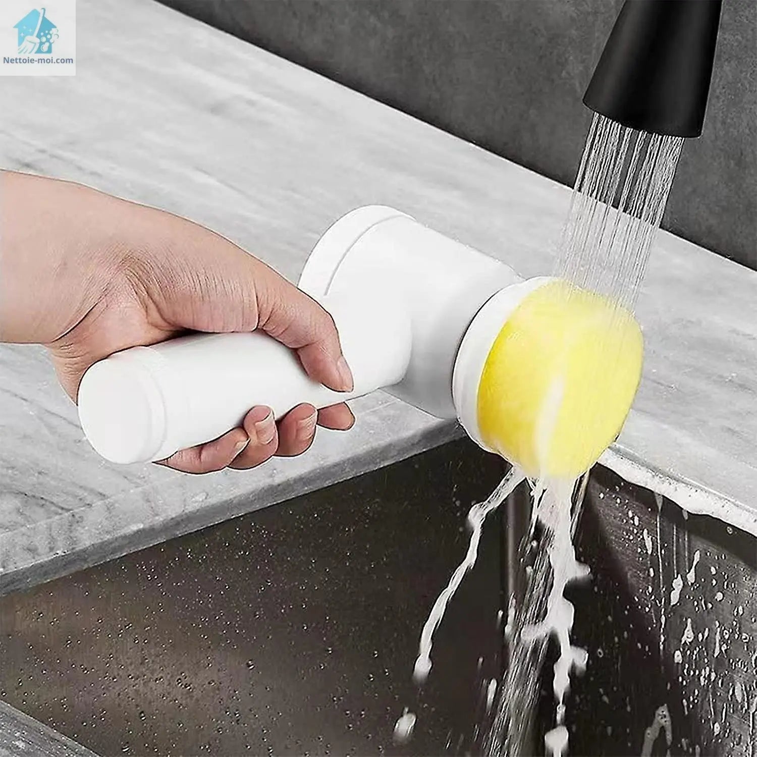 Brosse rotative nettoyage - blanc