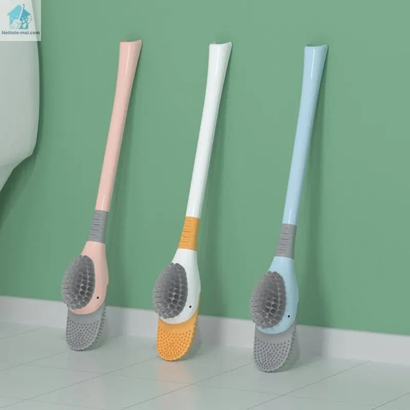 Brosse wc trois couleurs