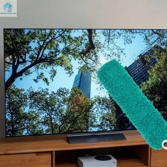Plumeau poussière plate écran télé